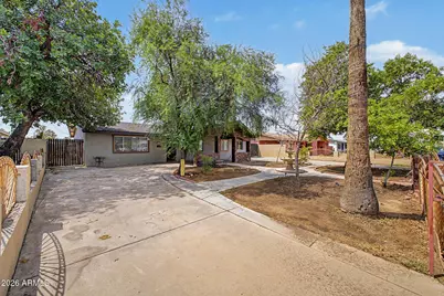 6241 W Highland Avenue, Phoenix, AZ 85033 - Photo 5
