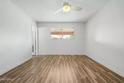 6241 W Highland Avenue, Phoenix, AZ 85033 - Photo 15