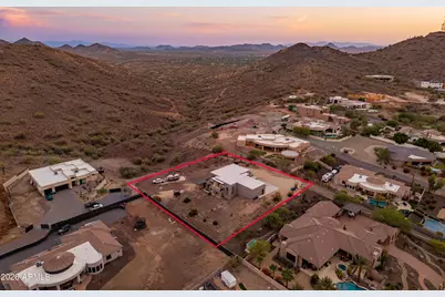 235 W Rock View Road, Phoenix, AZ 85085 - Photo 59