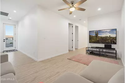 235 W Rock View Road, Phoenix, AZ 85085 - Photo 19