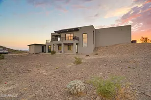 235 W Rock View Rd, Phoenix, AZ 85085 - Photo 31
