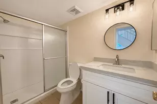 455 S Mesa Dr, Mesa, AZ 85210 - Photo 9