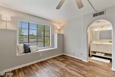 1025 E Highland Avenue #24, Phoenix, AZ 85014 - Photo 9