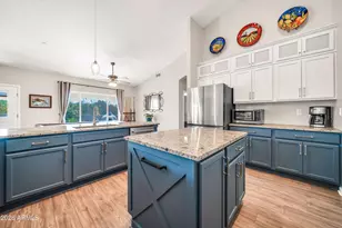 38015 N Central Ave, Phoenix, AZ 85086 - Photo 23
