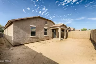 2610 W Gaby Rd, Phoenix, AZ 85041 - Photo 9