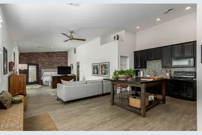 3900 E Baseline Road #113, Phoenix, AZ 85042 - Photo 11