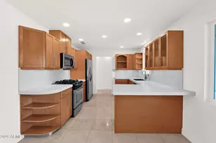 6745 N 12th Wy, Phoenix, AZ 85014 - Photo 9