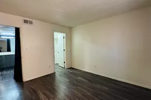 2625 E Indian School Rd, Phoenix, AZ 85016 - Photo 19