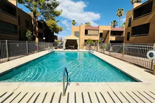 2625 E Indian School Rd, Phoenix, AZ 85016 - Photo 33