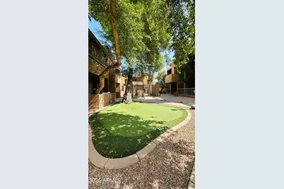 2625 E Indian School Road #Unit 142, Phoenix, AZ 85016 - Photo 39