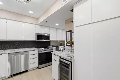 515 S Parkcrest -- #517, Mesa, AZ 85206 - Photo 3