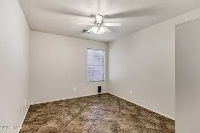11219 W Vernon Avenue, Avondale, AZ 85392 - Photo 17