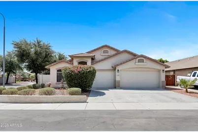 11219 W Vernon Avenue, Avondale, AZ 85392 - Photo 1