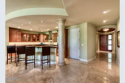 8 Biltmore Estate #112, Phoenix, AZ 85016 - Photo 7