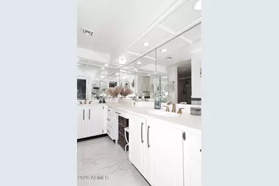 7860 E Camelback Road #404, Scottsdale, AZ 85251 - Photo 23