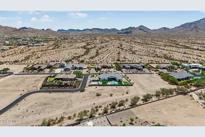 35470 N Grapefruit Drive #32, San Tan Valley, AZ 85144 - Photo 15