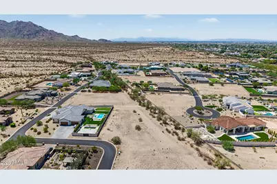 35470 N Grapefruit Drive #32, San Tan Valley, AZ 85144 - Photo 13