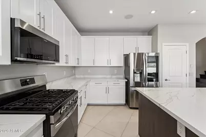 27807 N 58th Lane, Phoenix, AZ 85083 - Photo 9