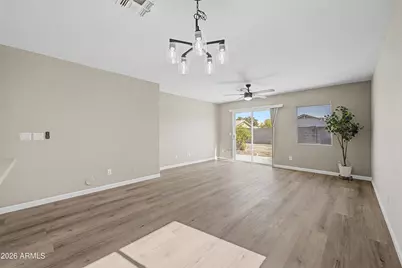 15465 W Port Royale Lane, Surprise, AZ 85379 - Photo 7