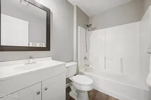 15465 W Port Royale Ln, Surprise, AZ 85379 - Photo 11
