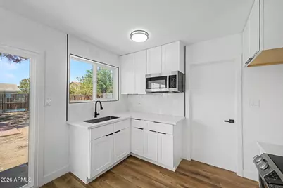 4520 E Alta Vista Road, Phoenix, AZ 85042 - Photo 11