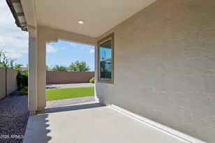 73 E Capricorn Way, Chandler, AZ 85249 - Photo 33