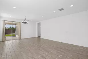 73 E Capricorn Way, Chandler, AZ 85249 - Photo 13