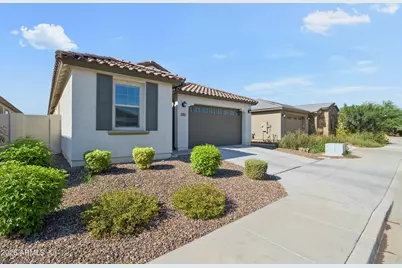 73 E Capricorn Way, Chandler, AZ 85249 - Photo 3