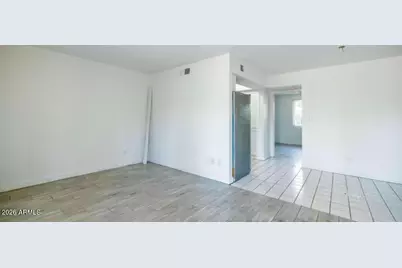 2011 N 51st Street #1, Phoenix, AZ 85008 - Photo 7