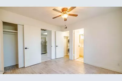 2011 N 51st Street #1, Phoenix, AZ 85008 - Photo 5