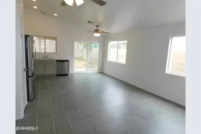 2874 W Muriel Drive, Phoenix, AZ 85053 - Photo 5