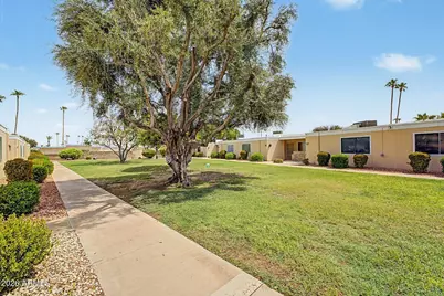 10963 W Coggins Drive, Sun City, AZ 85351 - Photo 27