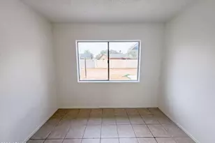 6036 N 72nd Dr, Glendale, AZ 85303 - Photo 15