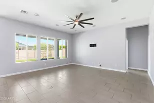 2850 E Spring Wheat Ct, Gilbert, AZ 85296 - Photo 3