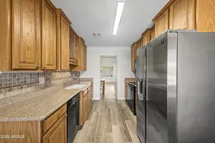 10350 W Caron Dr, Sun City, AZ 85351 - Photo 5