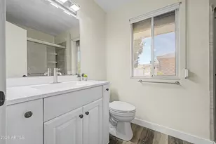 10350 W Caron Dr, Sun City, AZ 85351 - Photo 11