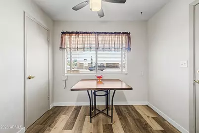 10350 W Caron Drive, Sun City, AZ 85351 - Photo 5