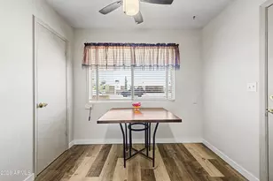 10350 W Caron Dr, Sun City, AZ 85351 - Photo 5