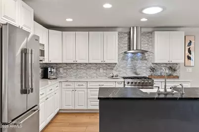 4025 E Osborn Road, Phoenix, AZ 85018 - Photo 11