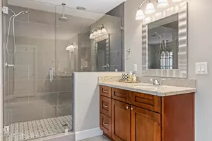 4025 E Osborn Rd, Phoenix, AZ 85018 - Photo 23