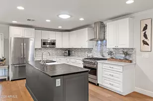 4025 E Osborn Rd, Phoenix, AZ 85018 - Photo 13