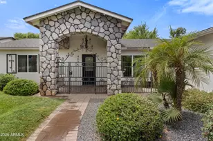 4025 E Osborn Rd, Phoenix, AZ 85018 - Photo 5