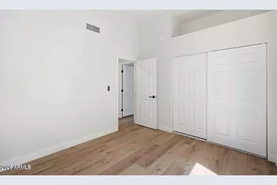 519 W Comstock Drive, Gilbert, AZ 85233 - Photo 17