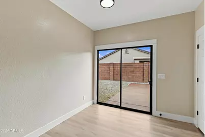 803 W Lydia Lane, Phoenix, AZ 85041 - Photo 11