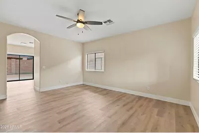 803 W Lydia Lane, Phoenix, AZ 85041 - Photo 5