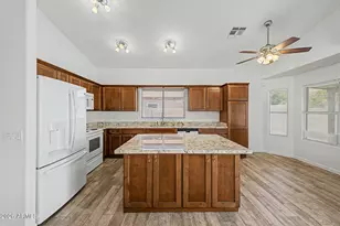 4348 E Campo Bello Dr, Phoenix, AZ 85032 - Photo 11