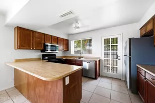 8520 W Alice Ave, Peoria, AZ 85345 - Photo 7