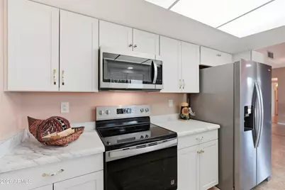 10709 W Mimosa Drive, Sun City, AZ 85373 - Photo 13