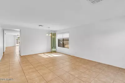 218 E Milada Drive, Phoenix, AZ 85042 - Photo 3