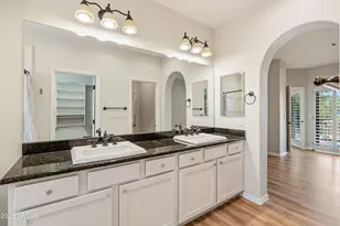 3935 E Rough Rider Rd, Phoenix, AZ 85050 - Photo 11